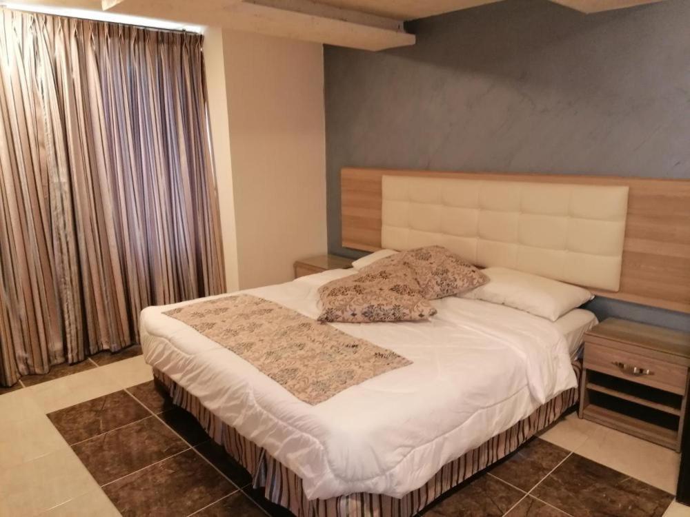 Bonsiana Hotel Suites Amman Exteriör bild